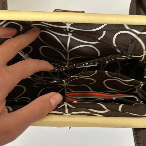 🎉ORLA KIELY Brown & tan Patent Leather Handbag💕 - Picture 9 of 16